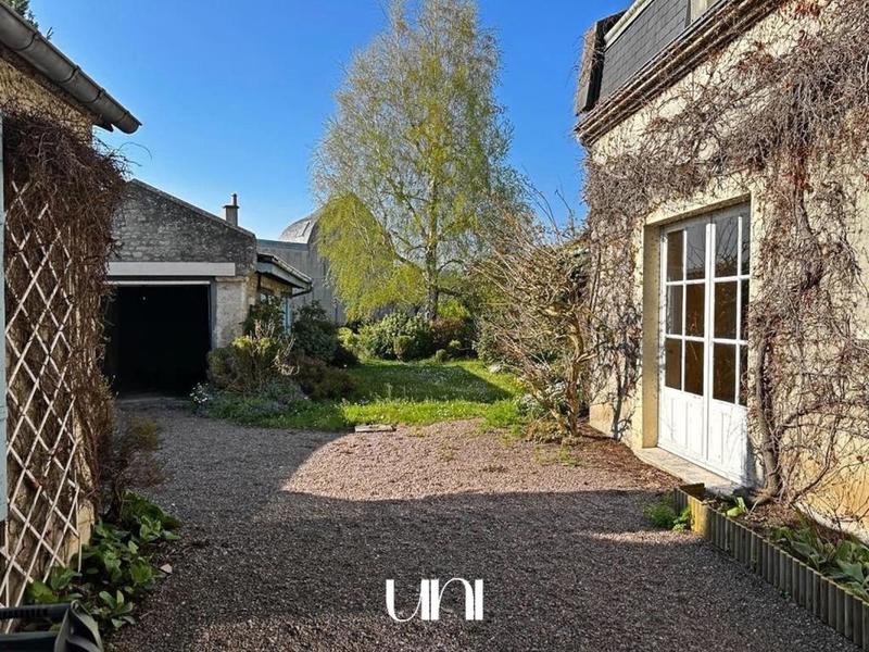 Hôtel particulier - 275 m² - 15 pièces