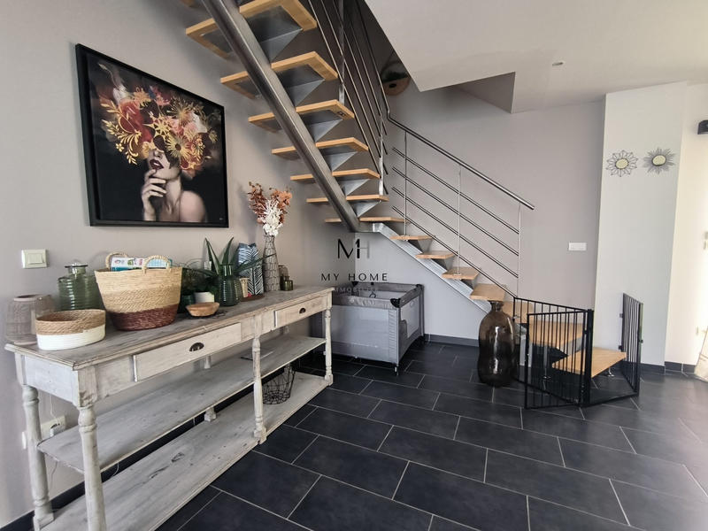 Maison - 187 m² - 7 pièces