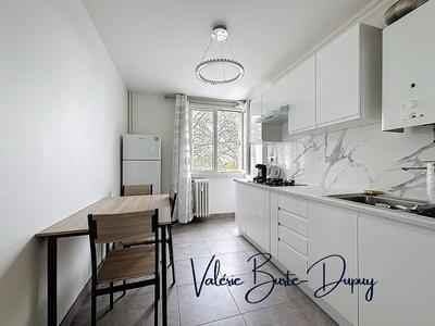 Appartement - 91 m² - 4 pièces