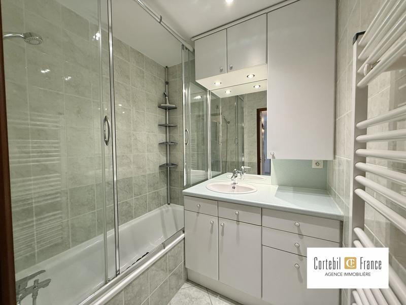 Appartement - 88 m² - 4 pièces