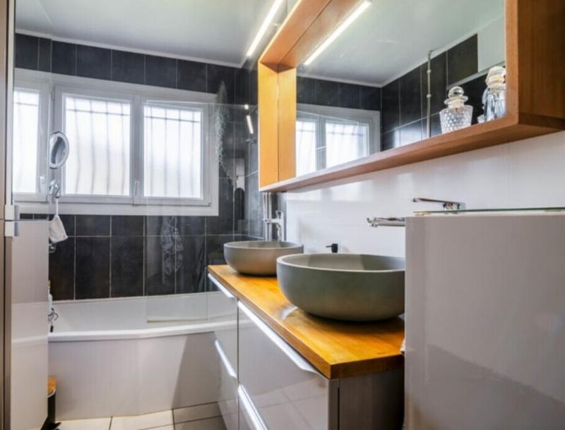 Maison - 108 m² - 5 pièces