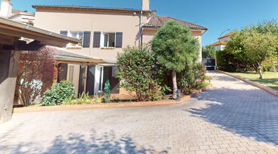 Maison - 190 m² - 6 pièces