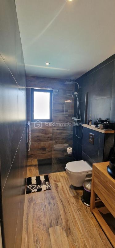 Villa - 213 m² - 5 pièces