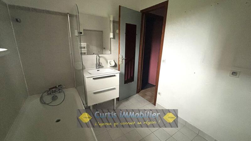 Maison - 95 m² - 4 pièces