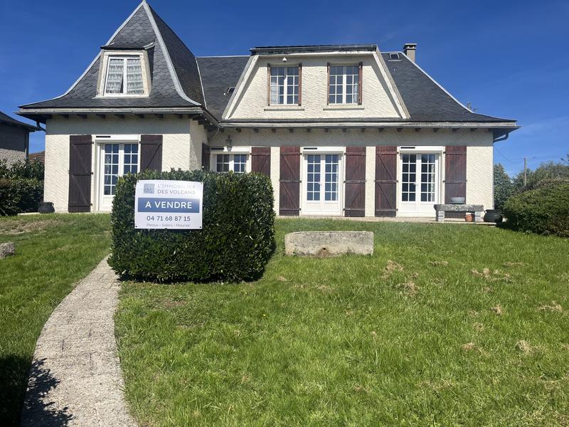 Maison - 177 m² - 6 pièces