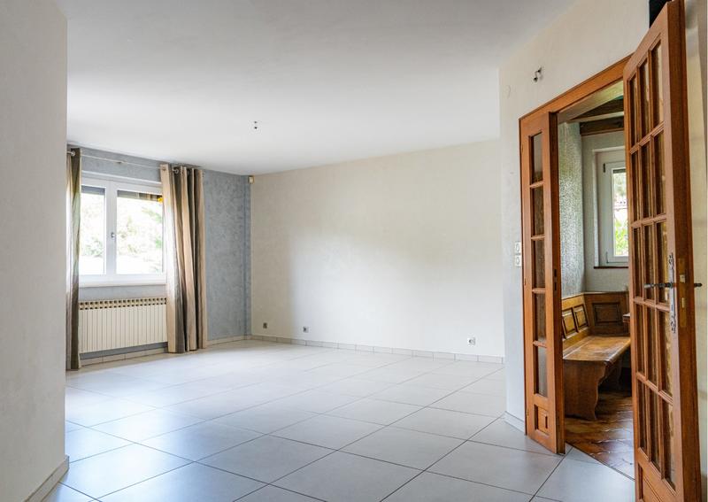 Villa - 303 m² - 8 pièces