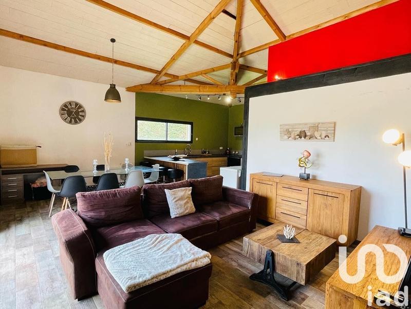 Maison - 400 m² - 12 pièces