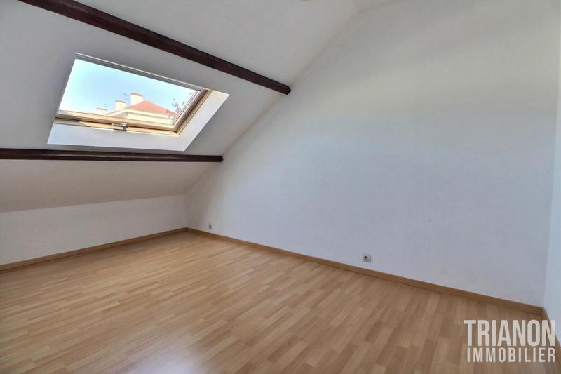 Maison - 153 m² - 9 pièces