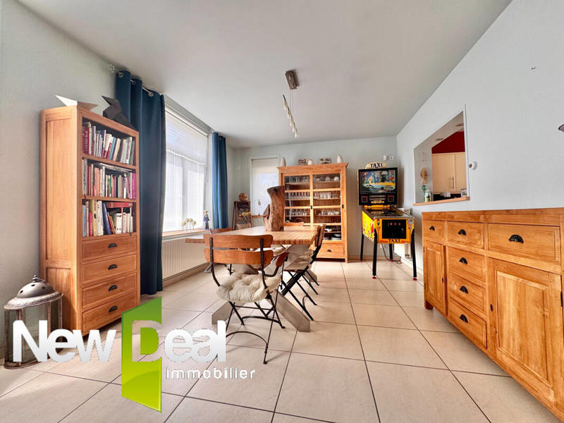 Maison - 185 m² - 11 pièces