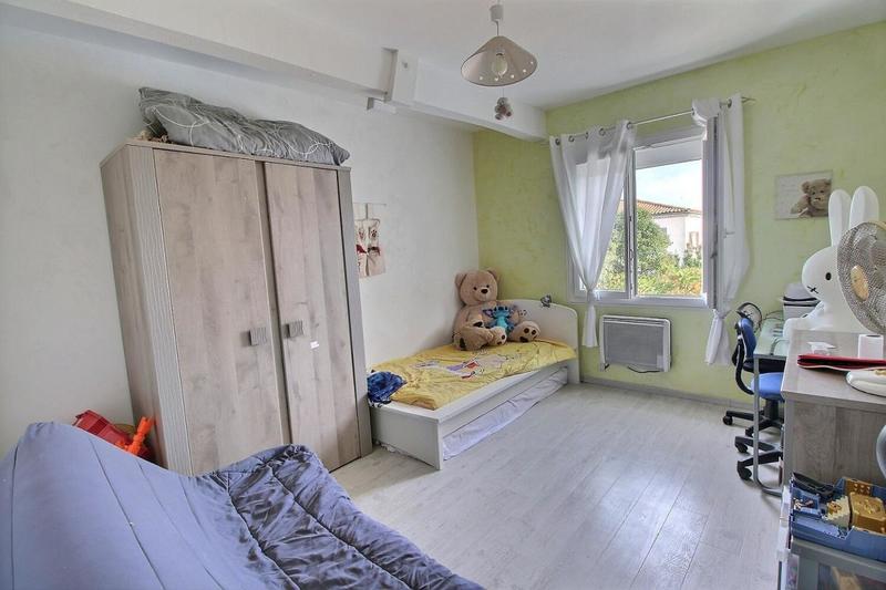 Maison - 170 m² - 7 pièces