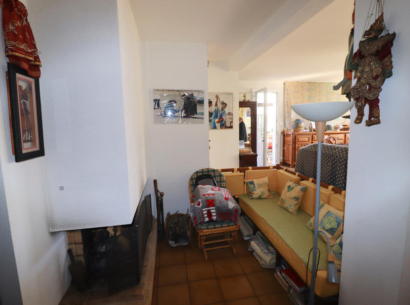 Maison - 220 m² - 12 pièces