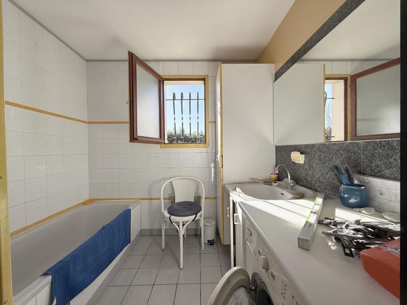 Maison - 86 m² - 4 pièces