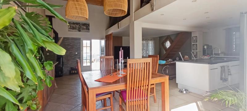 Maison - 168 m² - 5 pièces