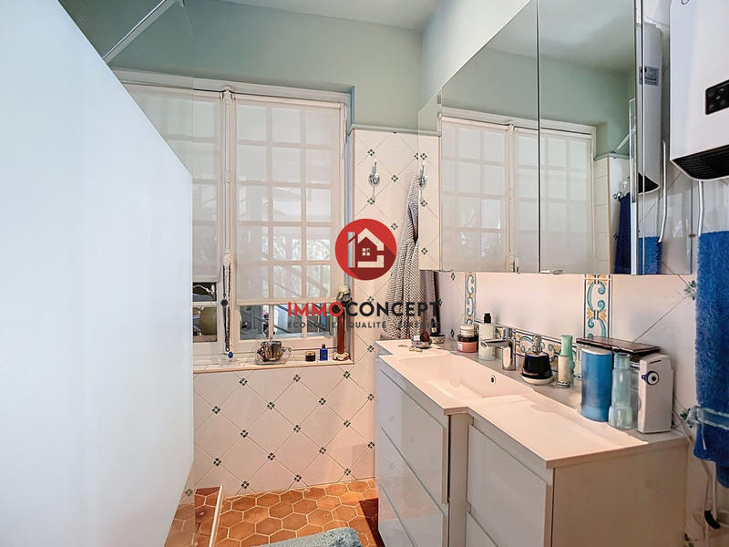 Maison ancienne - 180 m² - 7 pièces