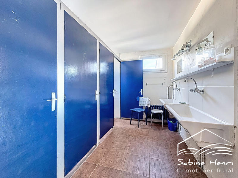 Maison ancienne - 302 m² - 12 pièces