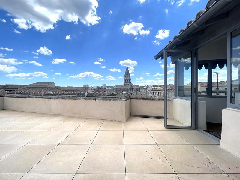 Appartement - 95 m² - 4 pièces