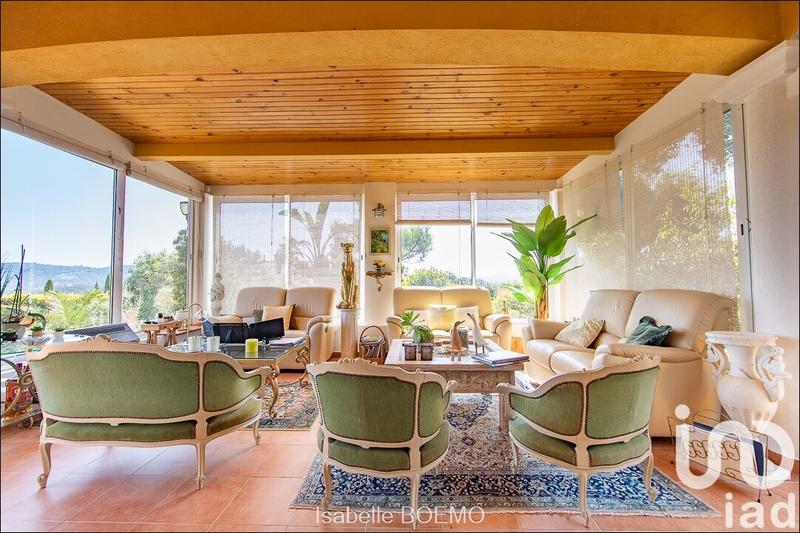 Maison - 170 m² - 7 pièces