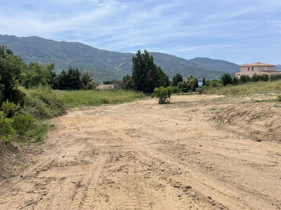 Terrain - 2 296 m²