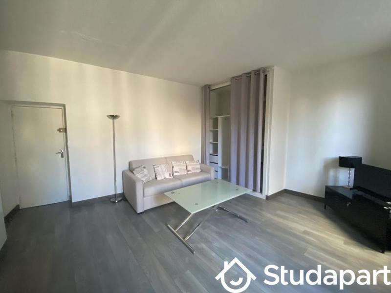 Chambre - 29 m² - 1 pièce