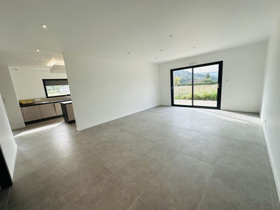 Villa - 146 m² - 6 pièces