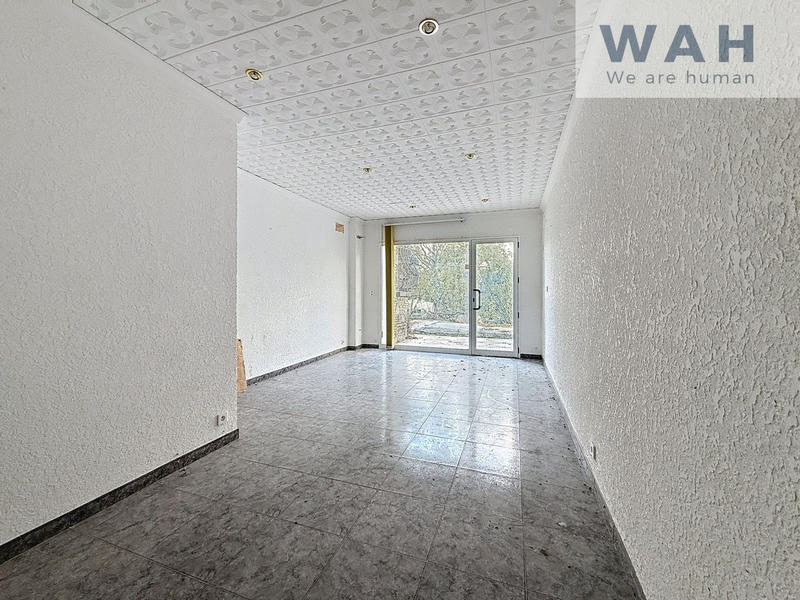 Maison - 390 m² - 13 pièces