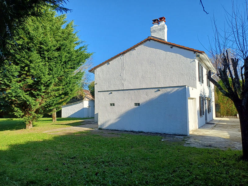 Maison - 110 m² - 6 pièces