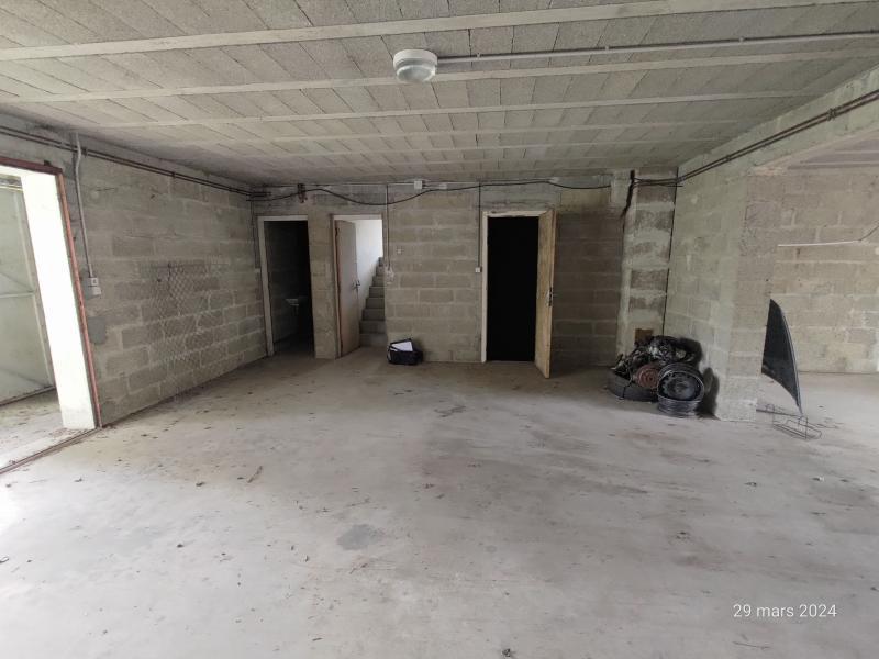 Maison - 211 m² - 4 pièces