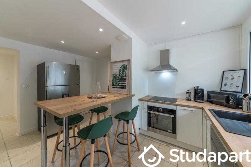 Chambre - 15 m² - 1 pièce