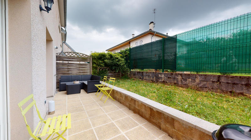 Maison - 165 m² - 8 pièces