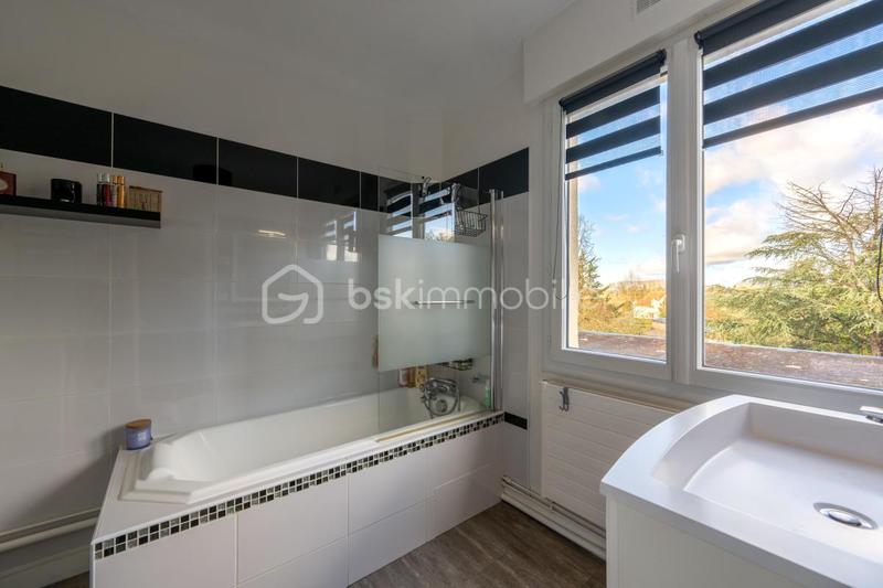 Appartement - 71 m² - 3 pièces