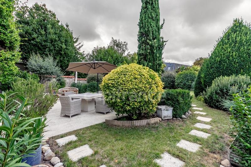 Maison - 175 m² - 7 pièces