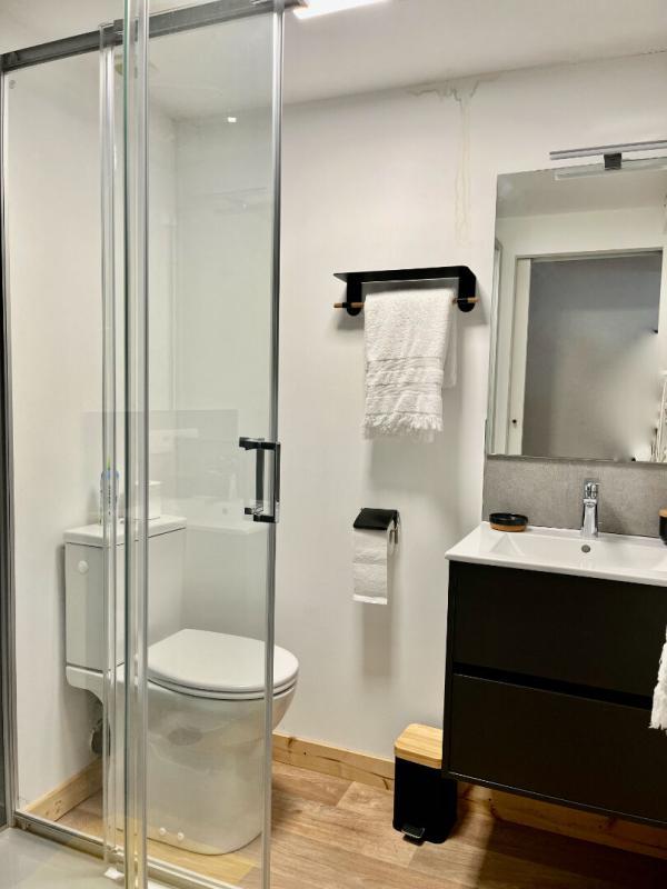 Maison - 230 m² - 13 pièces