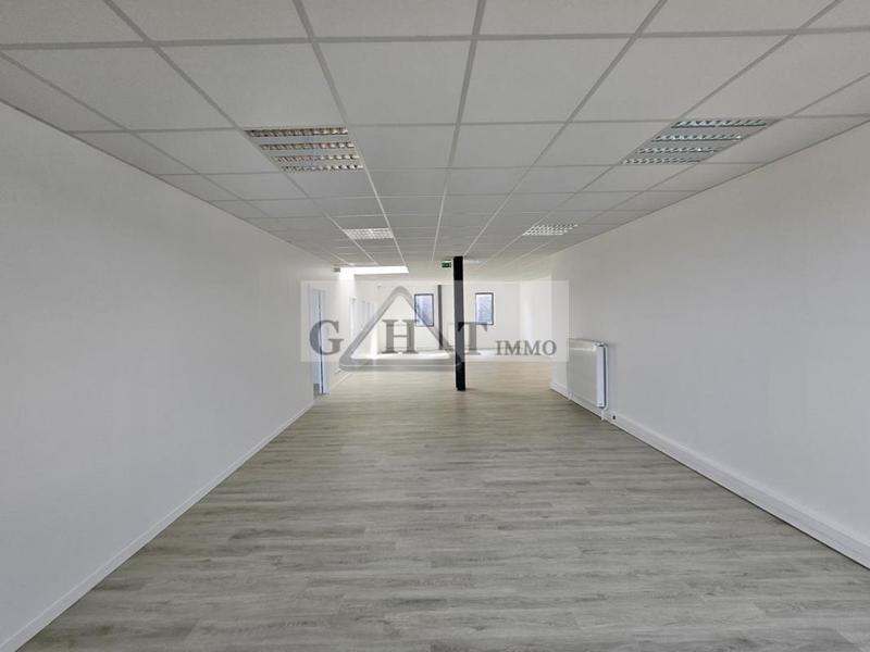 Entrepôt - 424 m²