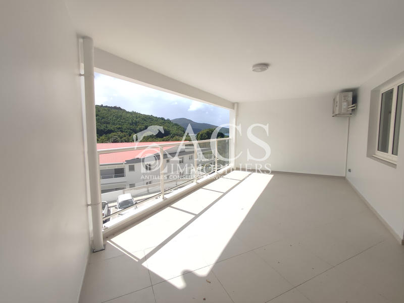 Appartement - 79 m² - 3 pièces