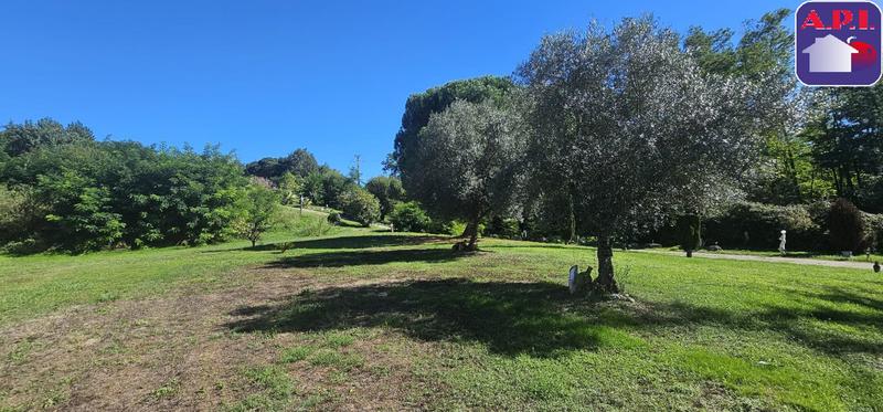 Maison - 180 m² - 4 pièces