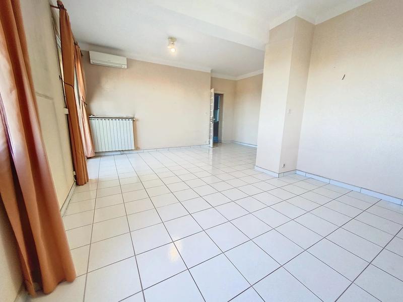 Appartement - 83 m² - 3 pièces
