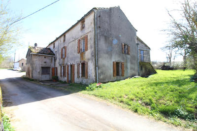 Maison - 235 m² - 8 pièces