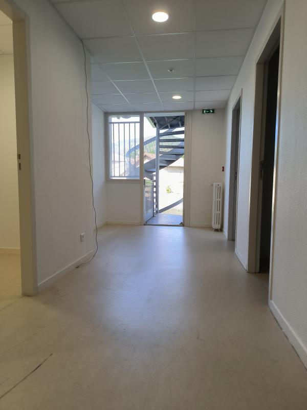 Bureau - 89 m² - 5 pièces