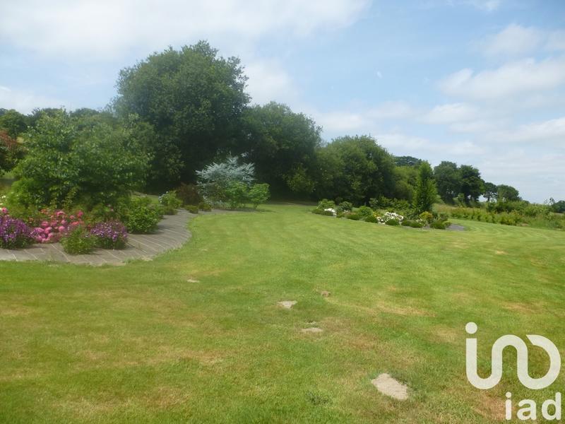 Maison - 340 m² - 11 pièces