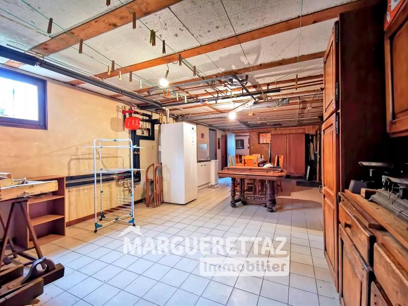 Maison - 102 m² - 5 pièces