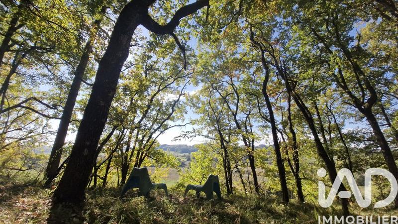 Maison - 230 m² - 6 pièces