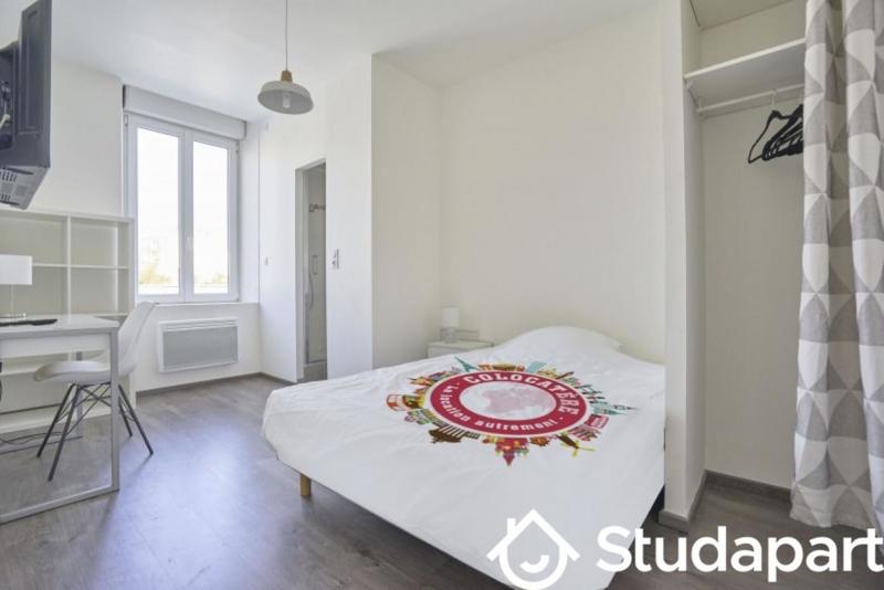 Chambre - 10 m² - 1 pièce