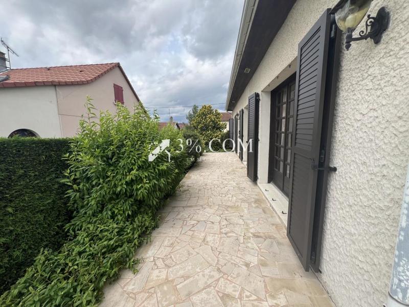 Maison - 100 m² - 6 pièces