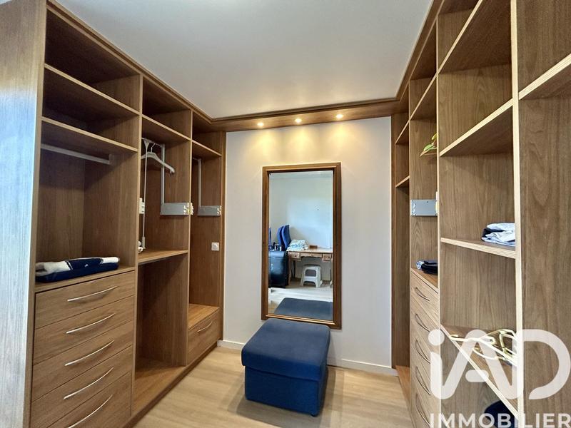 Appartement - 153 m² - 6 pièces