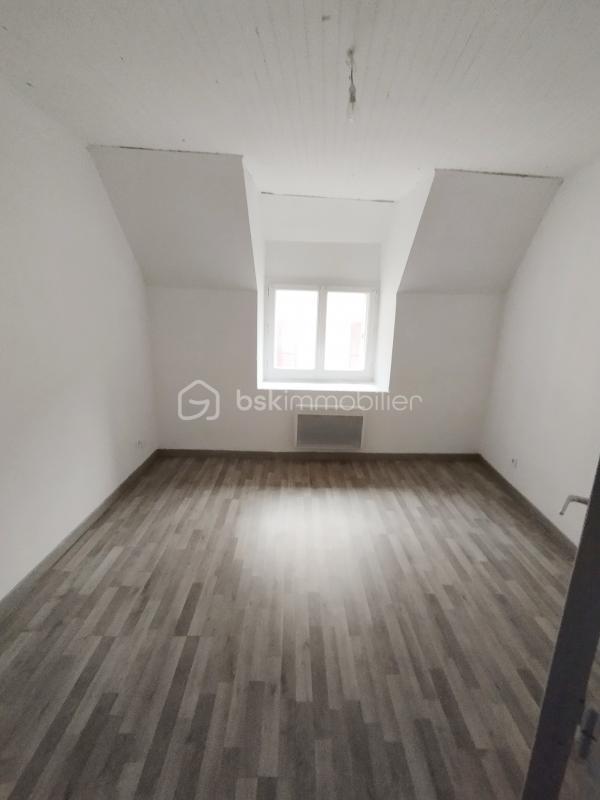 Maison - 65 m² - 5 pièces