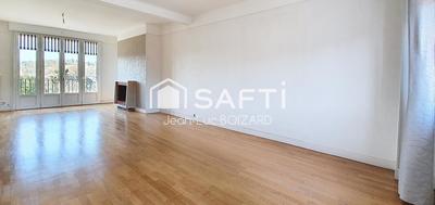 Appartement - 122 m² - 5 pièces