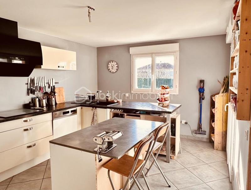 Maison traditionnelle - 120 m² - 5 pièces