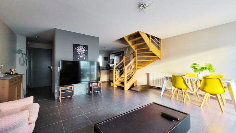 Maison - 80 m² - 4 pièces