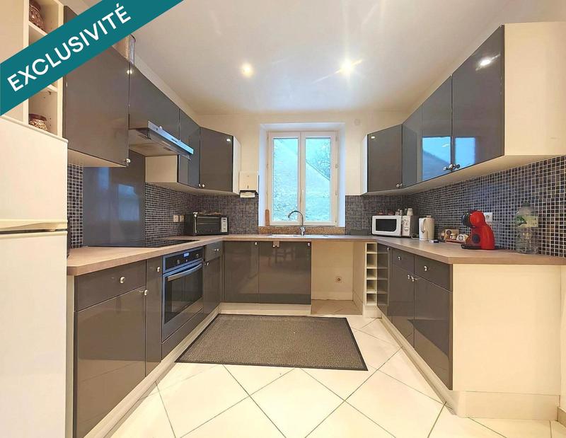 Maison - 85 m² - 4 pièces