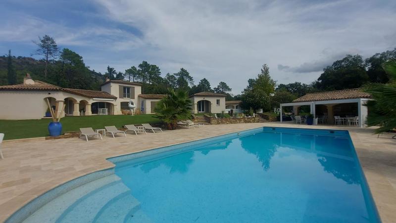 Villa - 187 m² - 5 pièces